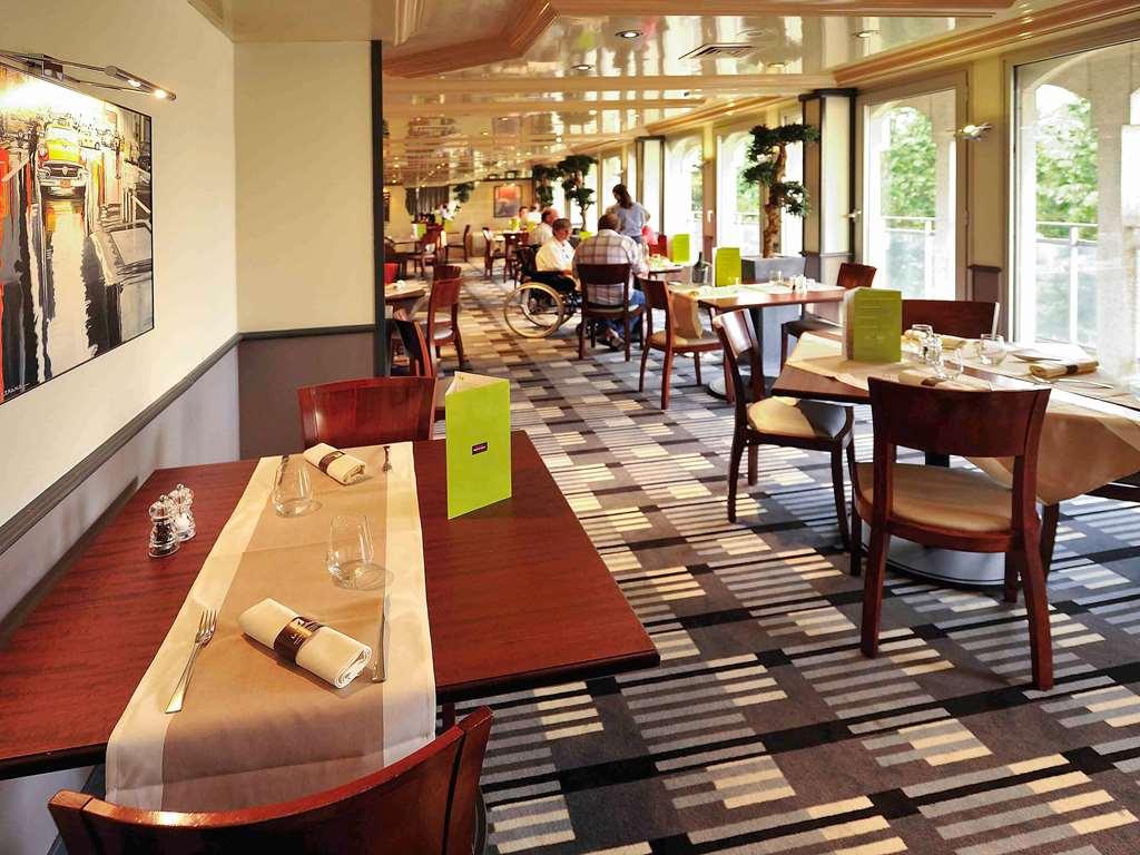 Mercure Rouen Centre Champ De Mars Restaurant photo